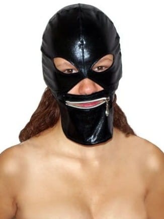 czarna-maska-z-zamkiem-BDSM