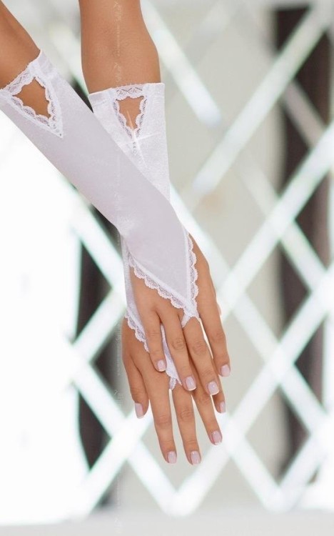Białe długie rękawiczki na palec SoftLine Gloves